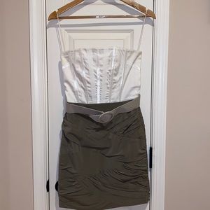 Alice and Olivia strapless belted dress Sz 2